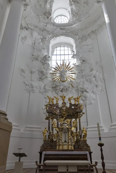 Collegiate church altaret i Salzburg, Österrike — Stockfoto