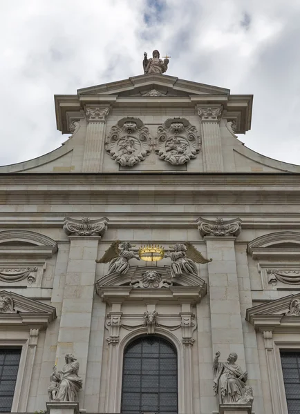 Salzburg dom fassade, Österreich. — Stockfoto