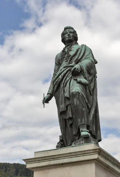 Statue des Komponisten Mozart in salzburg — Stockfoto