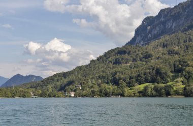 Göl Mondsee Avusturya Alpleri'nde