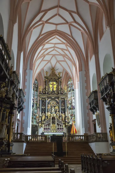 Interior de la Basílica de San Miguel en Mondsee, Austria . —  Fotos de Stock