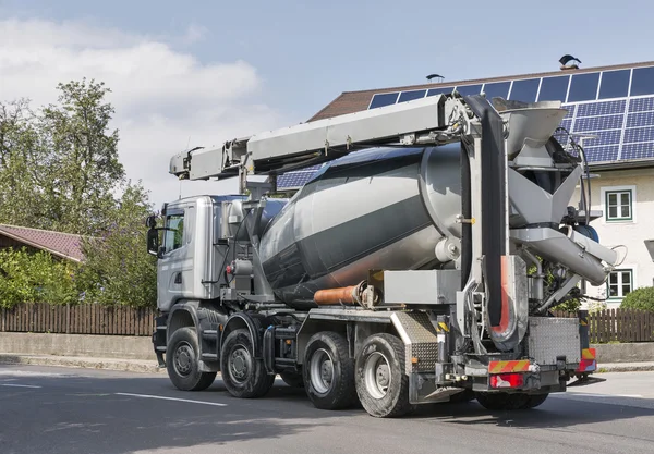 Beton Mikser makinesinde şehir sokak