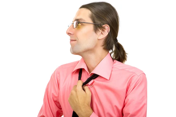 Ένα πορτρέτο του σοβαρή νεαρός άνδρας με ένα γυαλιά — Φωτογραφία Αρχείου