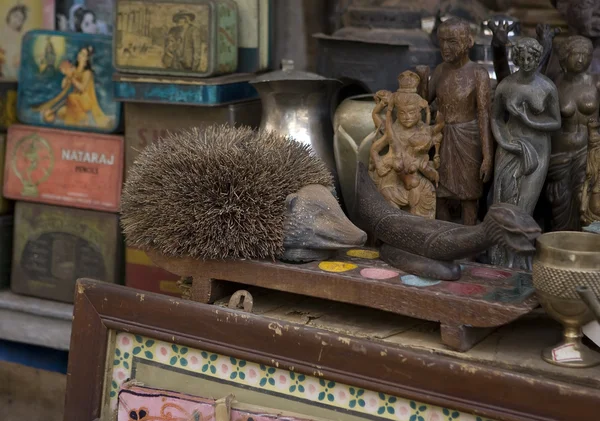 MUMBAI, INDIA - May 2014: Chor Bazaar - Antique Indian Thieves M — стоковое фото