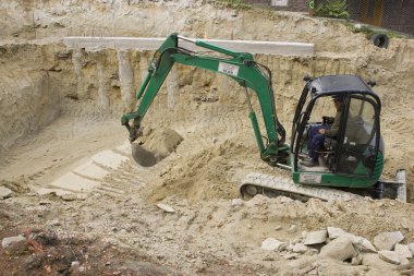 Heviz, Macaristan - Ağustos, 2013: Buldozer, Gro kazı Ekskavatör