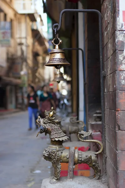 Templet klockor i Kathmandu, Nepal — Stockfoto