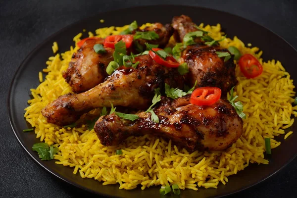 Tandoori Csirke Friss Csirke Tésztával Ropogós Indiai Fűszerekkel Kurkuma Kurkuma — Stock Fotó