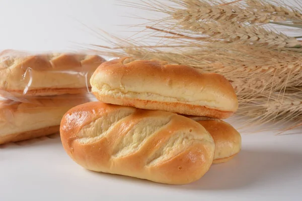 Fransız Ekmeği Çıtır Çıtır Altın Hamurlu Taze Mini Baget — Stok fotoğraf