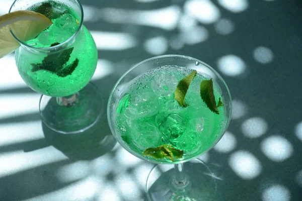 Glass Cocktail Green Fairy Lemon Mint Leaves Sweet Refreshing Mint — Stock Photo, Image