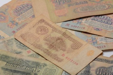 1961 'de Sovyetler Birliği' nin eski para birimi. 1 ruble değerinde bir banknot.,