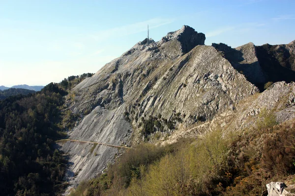 Fantástico Valle Del Paisaje Monte Pasquilio Los Alpes Apuanos Cumbre — Foto de Stock