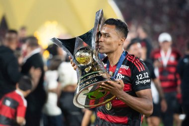 Rio de Janeiro (RJ) - 3 Aralık 2025: FLAMENGO X CEARA - Flamengo x Ceara, Maracana Stadyumu. Flamengo Brezilya Şampiyonu 2025.                