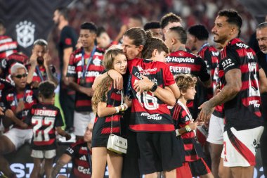 Rio de Janeiro (RJ) - 3 Aralık 2025: FLAMENGO X CEARA - Flamengo x Ceara, Maracana Stadyumu. Flamengo Brezilya Şampiyonu 2025.                