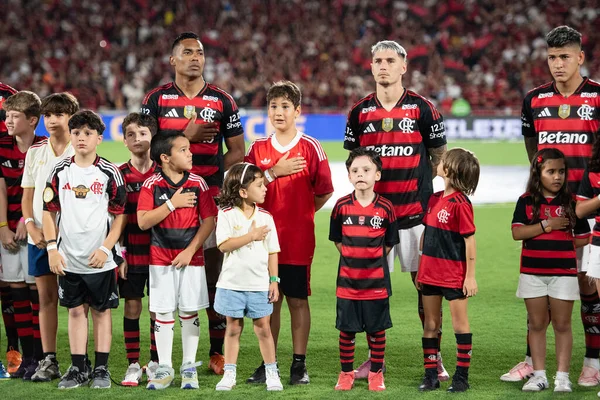 Rio de Janeiro (RJ) - 3 Aralık 2025: FLAMENGO X CEARA - Flamengo x Ceara, Maracana Stadyumu. Flamengo Brezilya Şampiyonu 2025.                
