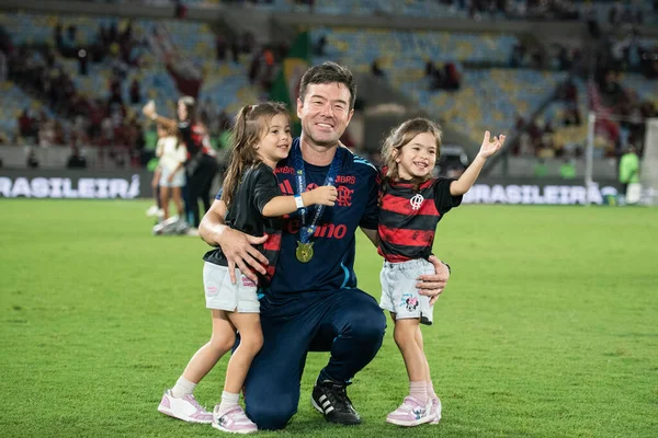 Rio de Janeiro (RJ) - 3 Aralık 2025: FLAMENGO X CEARA - Flamengo x Ceara, Maracana Stadyumu. Flamengo Brezilya Şampiyonu 2025.                