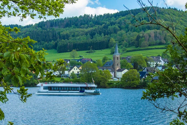 Village Einruhr Parque Nacional Eifel Alemania Vista Panorámica Del Lago —  Fotos de Stock