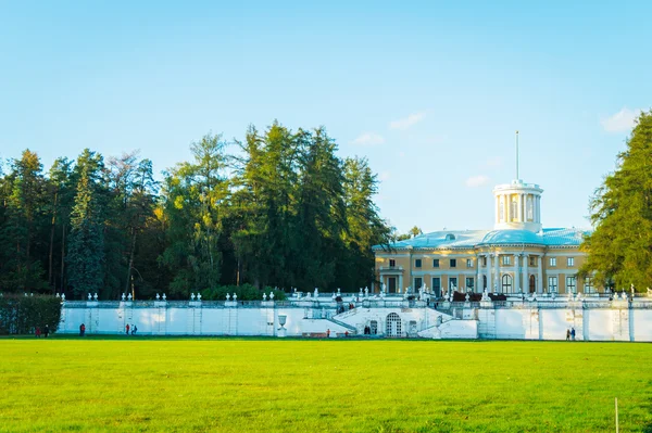 Estate near Moscow Arkhangelsk — Stock Photo, Image