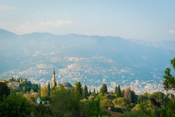 View from the mountain over the city of Alanya, Turkey — Zdjęcie stockowe