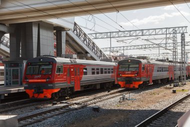 Kazan, Rusya - 13 Temmuz 2013: Kazan kentindeki havaalanındaki tren istasyonu.