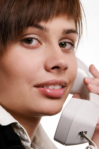 Mulher de negócios bonita falando ao telefone — Fotografia de Stock