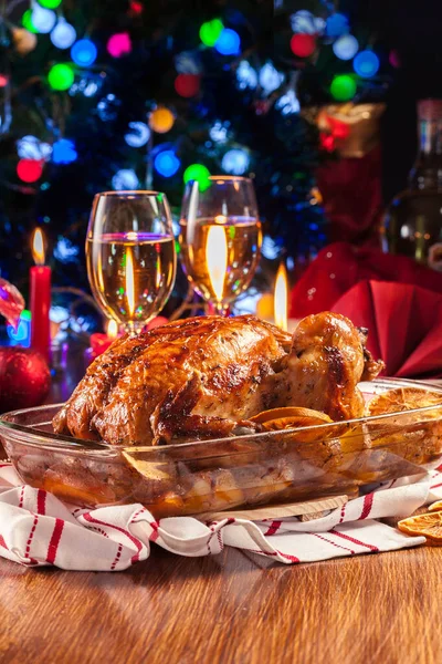 Baked Roasted Whole Chicken Christmas Table Xmas Dinner — Stock Photo, Image