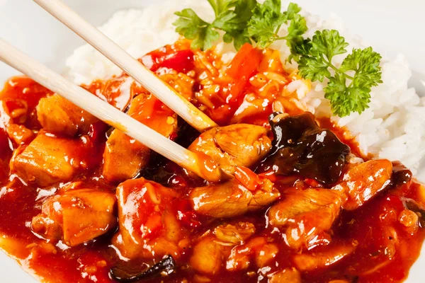 Sweet and sour chicken with rice — Stock Photo, Image