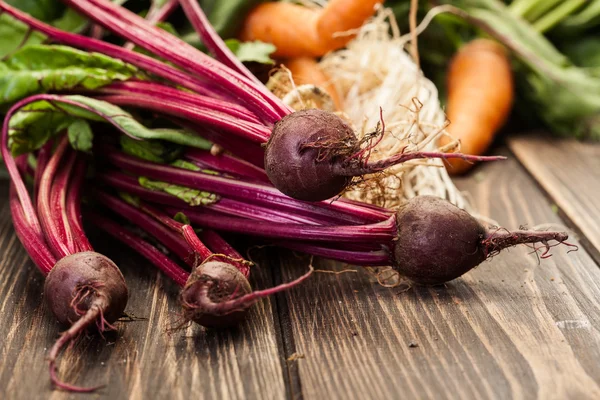 Beetroots, carrots and leek — Stock Photo, Image