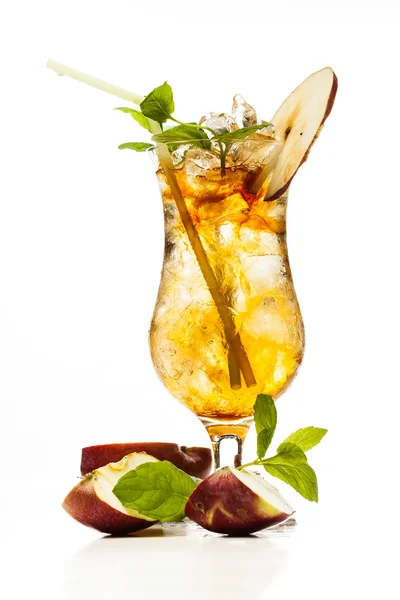 Cider cocktail garnished with a apple — Stock Photo, Image