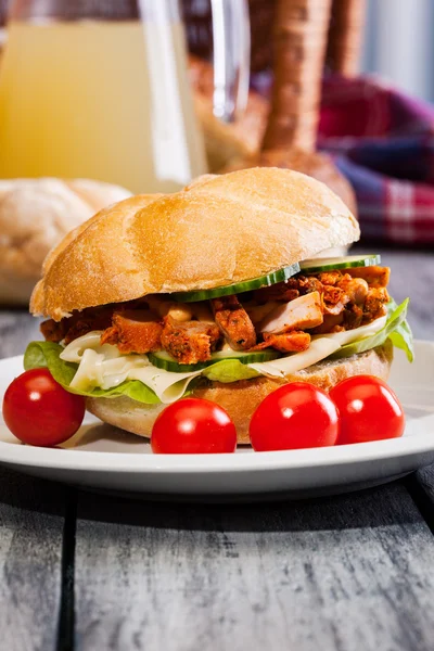 Кебаб-сэндвич — стоковое фото