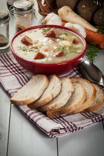 Sour soup made of rye flour — Stock Photo, Image