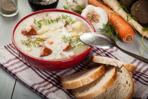 Sour soup made of rye flour — Stock Photo, Image