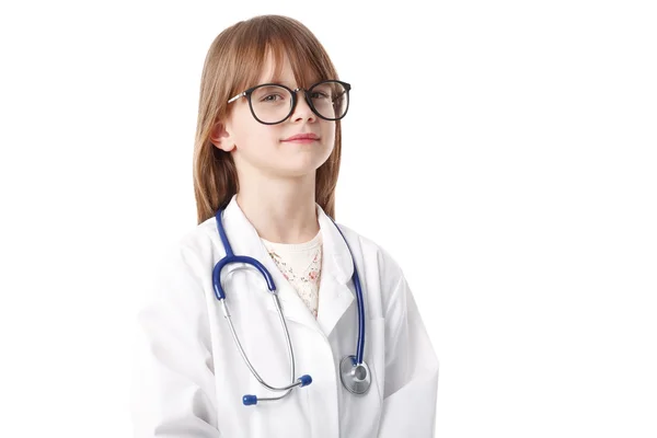 Menina vestida com médico traje de pé — Fotografia de Stock