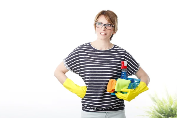 Haushälterin ist zum Putzen bereit — Stockfoto