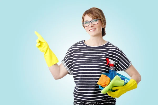 Vrouw die iets met vinger weergegeven: — Stockfoto