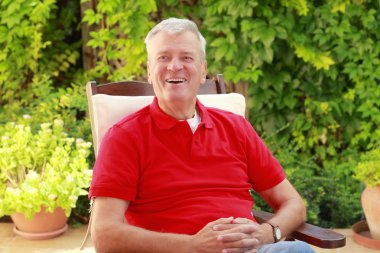 Yaşlı adam portresi