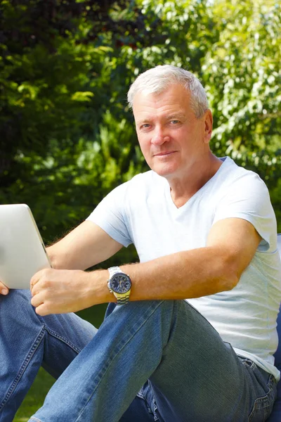 Senior man portrait — Stock Photo, Image