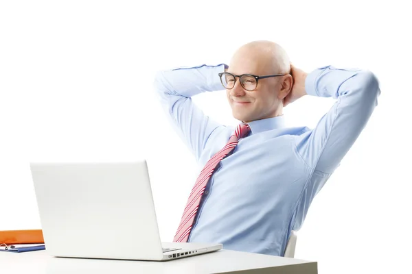 Geschäftsmann vor dem Computer — Stockfoto