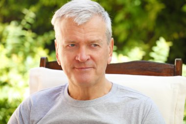 Komuta sizde Bahçe oturma