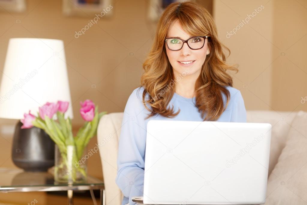 businesswoman using laptop