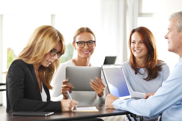 Business women sitting at interview — стоковое фото