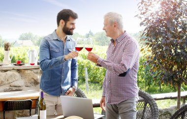 Winemaker ve üst düzey sommelier kızartma