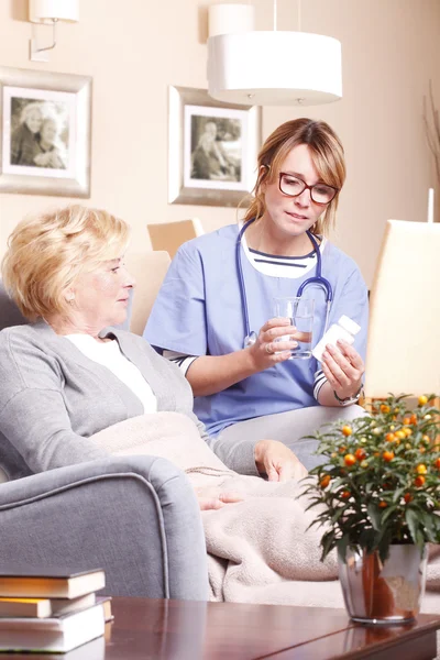 Patient sitting at home — Stock Photo, Image