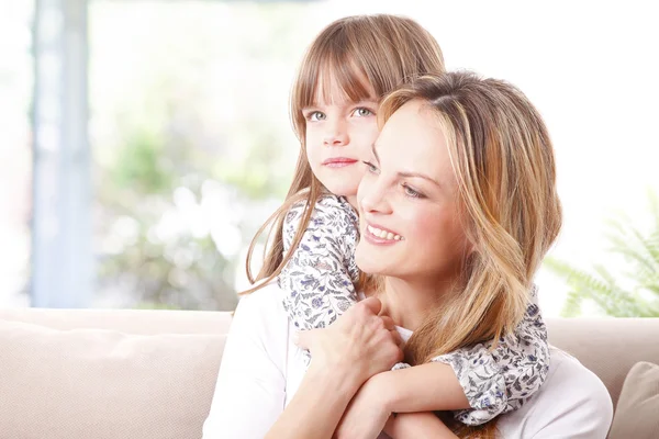 Mother and daughter relationship — Stock Photo, Image