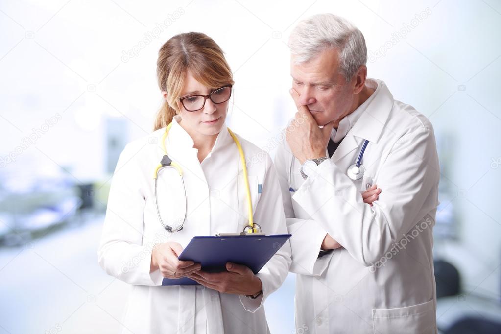 medical team consulting