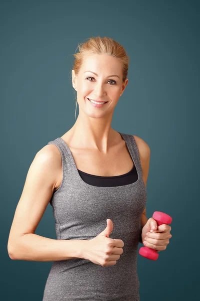 Woman giving  thumb up — Stock Photo, Image