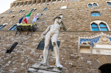 David Michelangelo 'nun İtalya Floransa' daki Palazzo Vecchio 'nun önündeki heykeli