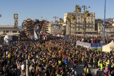 Viareggio Karnavalı 2026, Carlo e Lorenzo Lombardi 'nin birinci sınıf şamandırası 