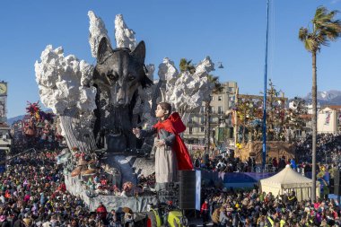 Viareggio Karnavalı 2026, Luca Bertozzi 'nin birinci sınıf şamandırası 