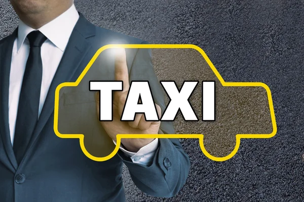 Οθόνη αφής αυτοκινήτων ταξί λειτουργεί από την έννοια του επιχειρηματία — Φωτογραφία Αρχείου
