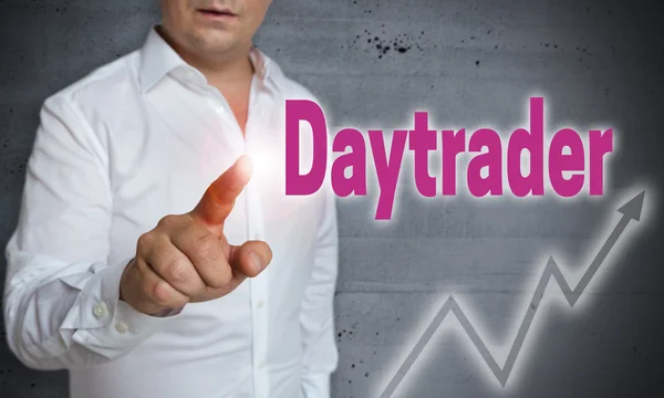 Daytrader touchscreen je provozován společností člověk. — Stock fotografie